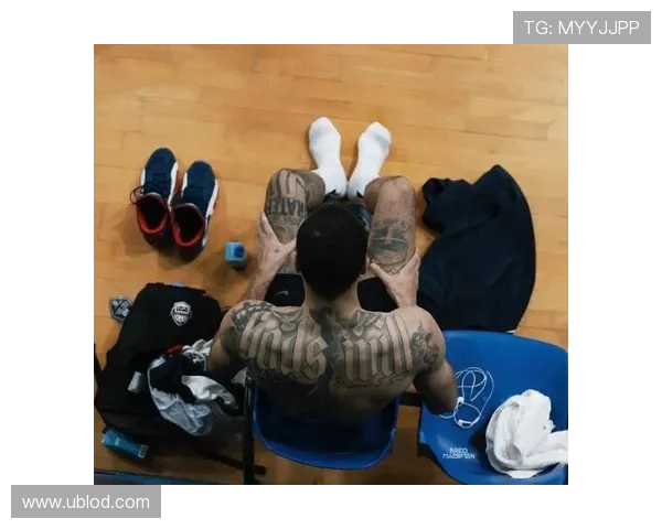 德里克怀特盛赞塔图姆状态回暖重返赛场令人振奋表现出色令人期待